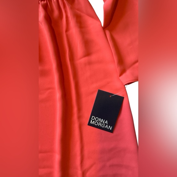 DONNA MORGAN bell sleeve minidress
Size M - Picture 6 of 8